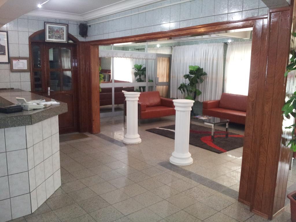 Saffana Hotel Douala Exterior foto