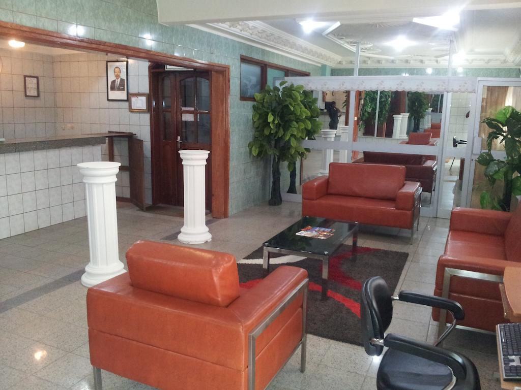 Saffana Hotel Douala Exterior foto