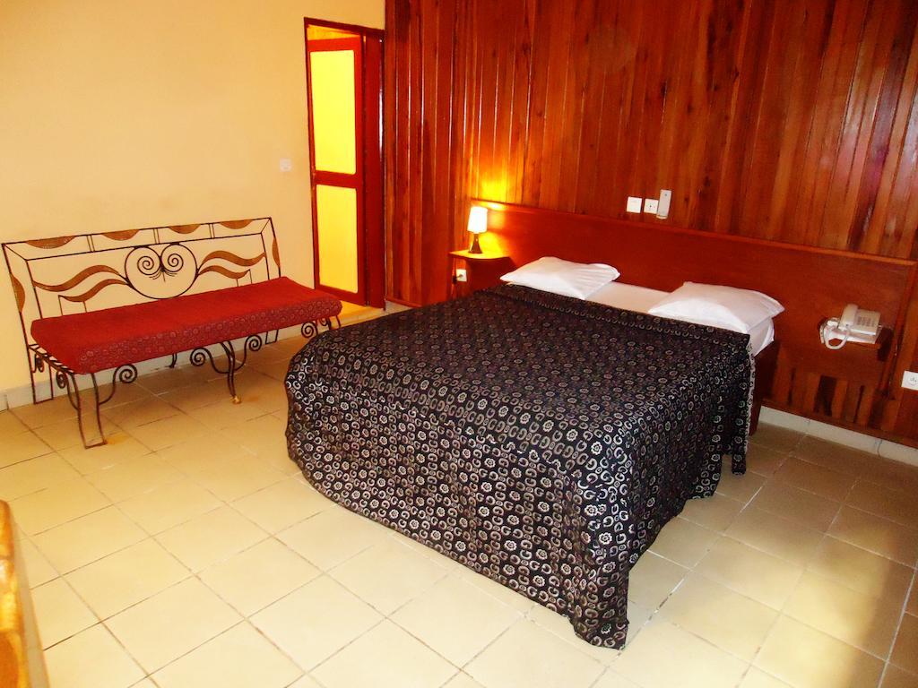 Saffana Hotel Douala Zimmer foto