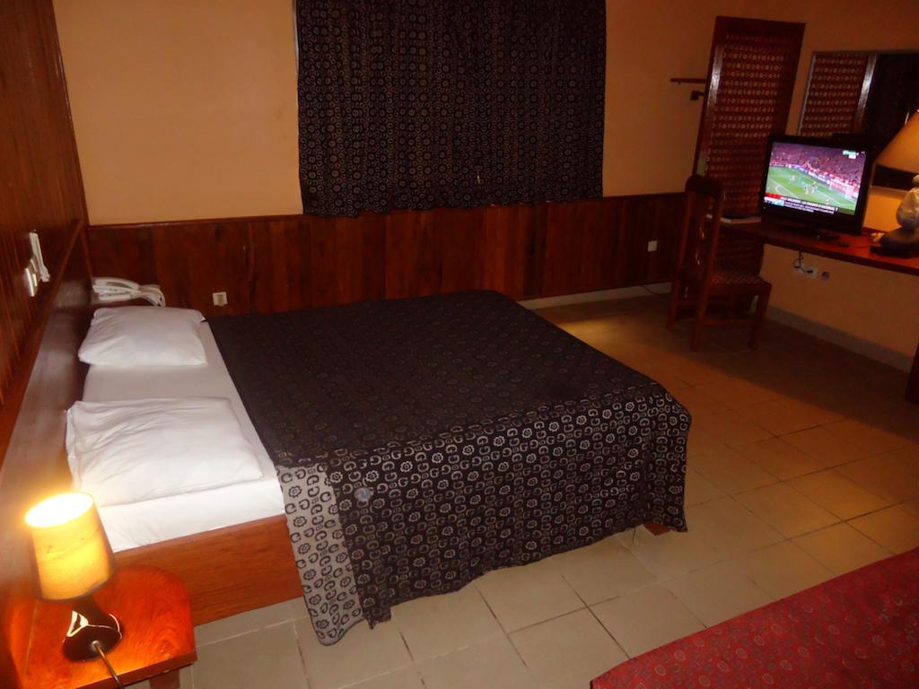 Saffana Hotel Douala Zimmer foto